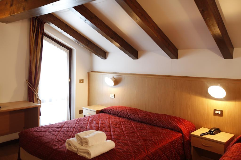Hotel Spera Strigno Rum bild